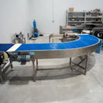 Transportador alimentario en curva